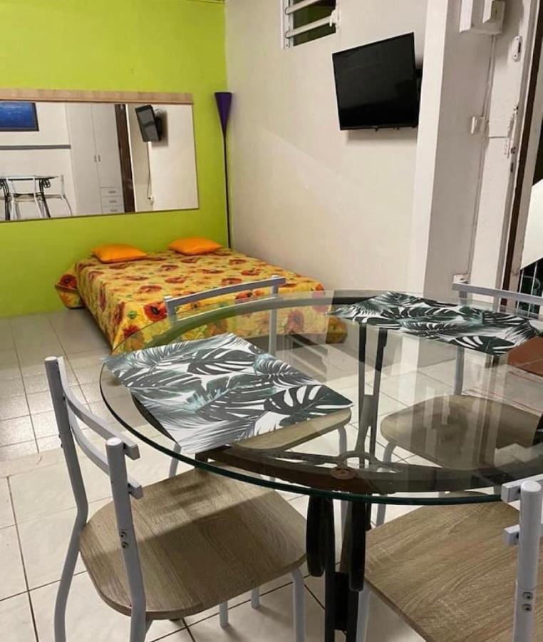 Appartement Orchidee 2 Фор дьо Франс Екстериор снимка